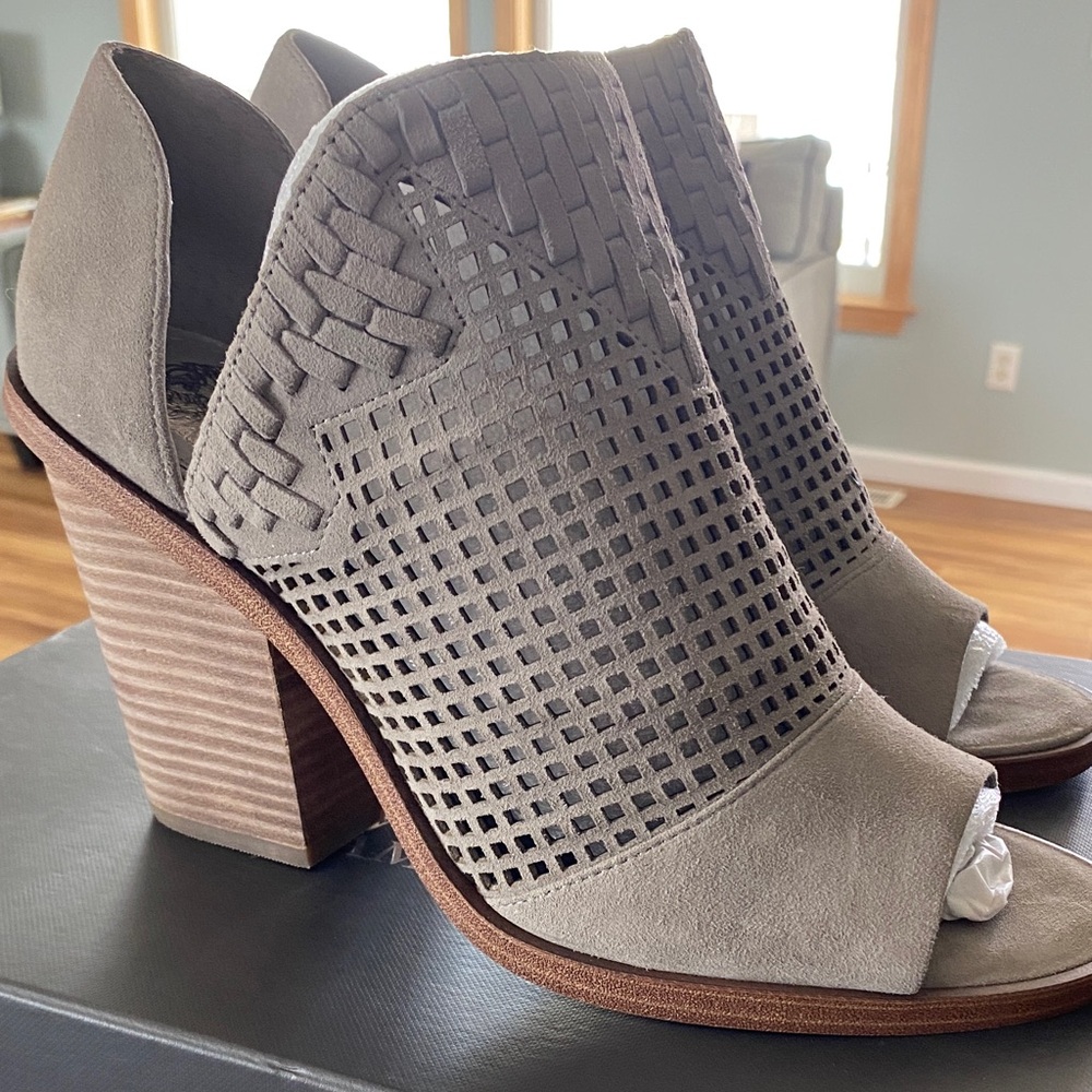 Vince Camuto Storm Grey Peep-Toe Block Heels
Never Worn